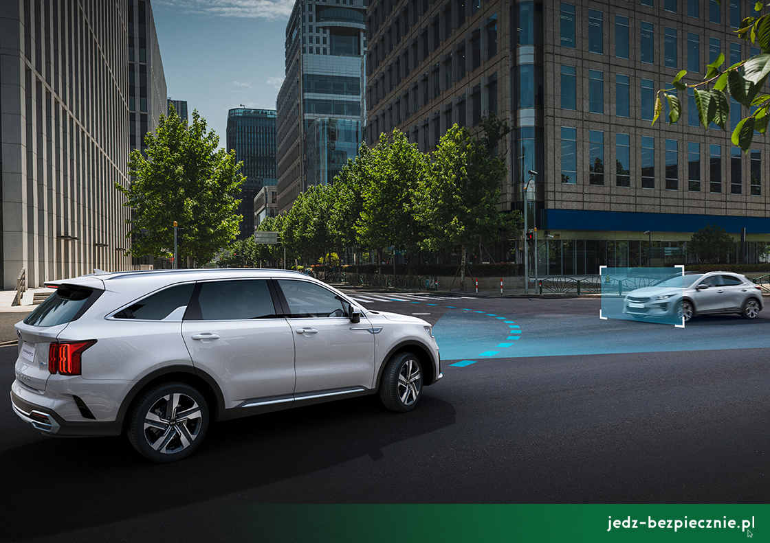 Wydanie na weekend - Nowa Kia Sorento z hybrydą, centralną poduszką i asystentem skrętu